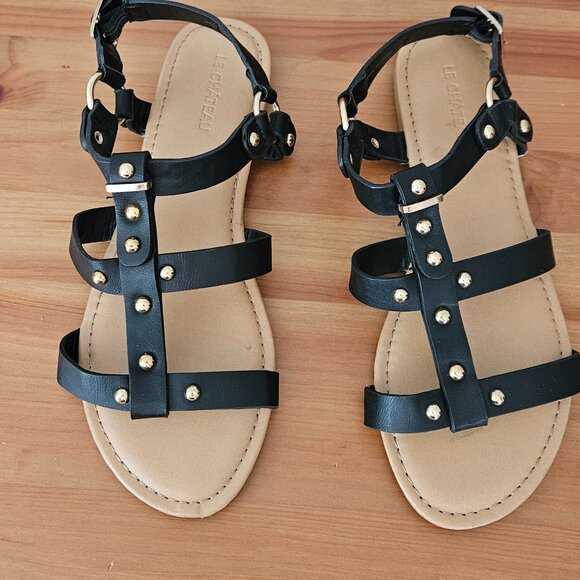 NEW Le Chateau flat sandals size 7.5 - Picture 1 of 8
